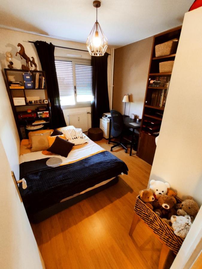 "Home Sweet Home" - 70M2 - Proche Lyon, Eurexpo, Groupama & Matmut Stadium, Ldlc Arena Saint-Priest  Zewnętrze zdjęcie
